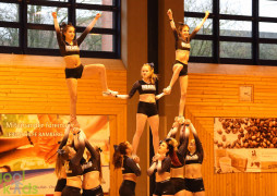 Pyramide der Cheerleader-Girls